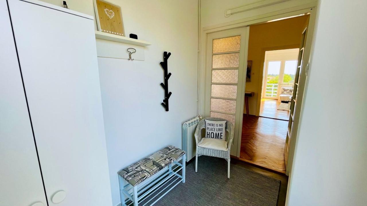 קראליביצה Apartment Reful מראה חיצוני תמונה