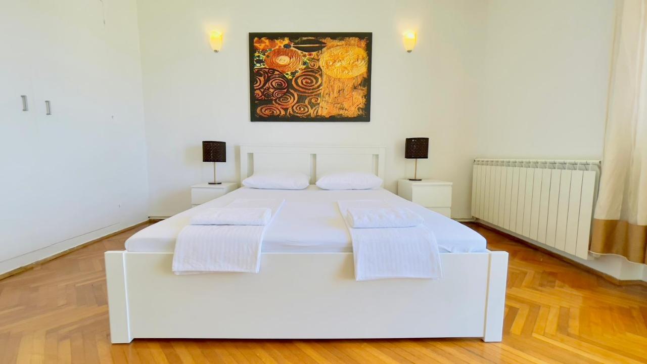 קראליביצה Apartment Reful מראה חיצוני תמונה